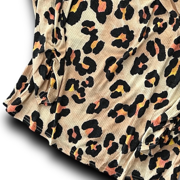 NWT - LuLaRoe Mia Sweetheart Neckline Top - Picture 4 of 6